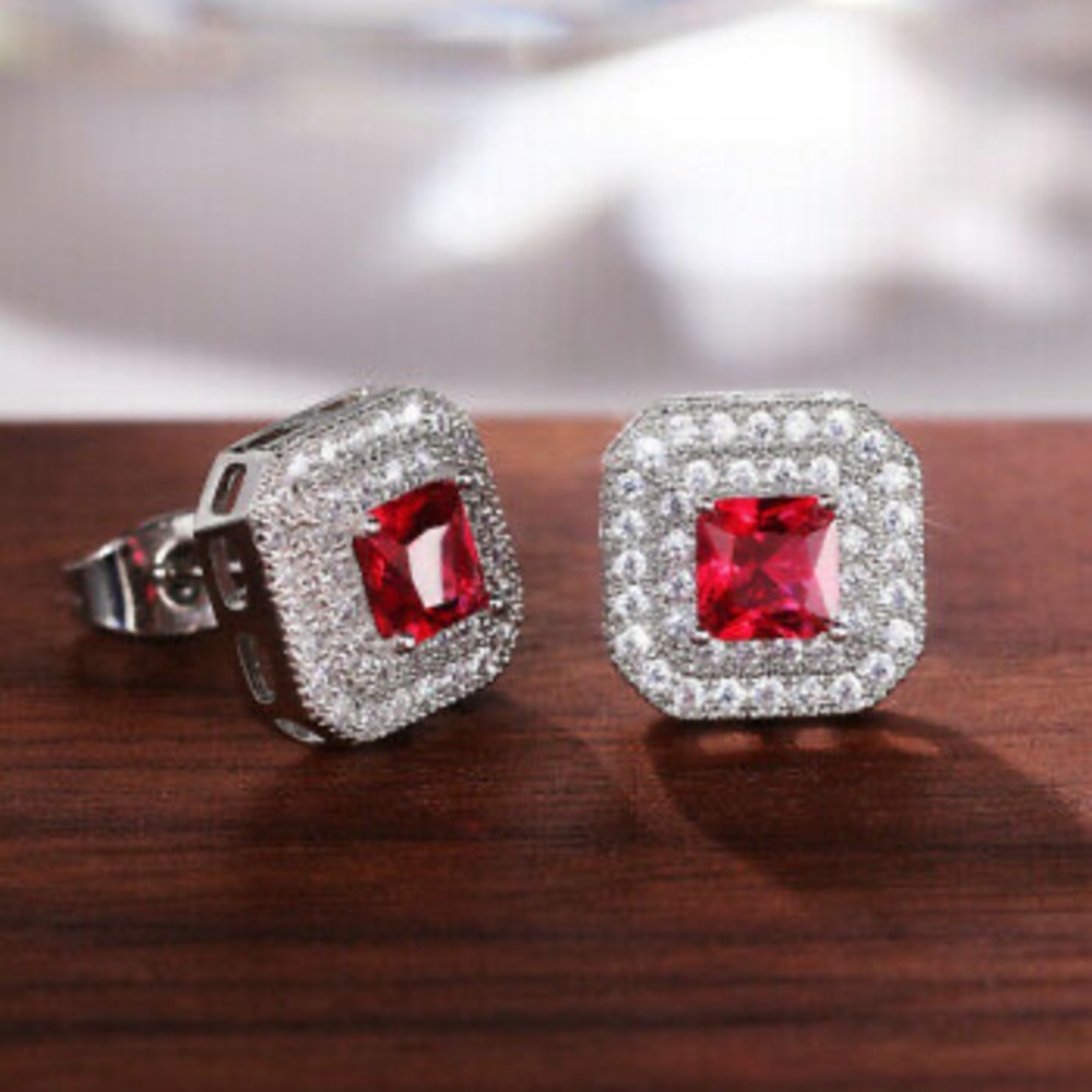 New Sterling silver diamond stud earrings